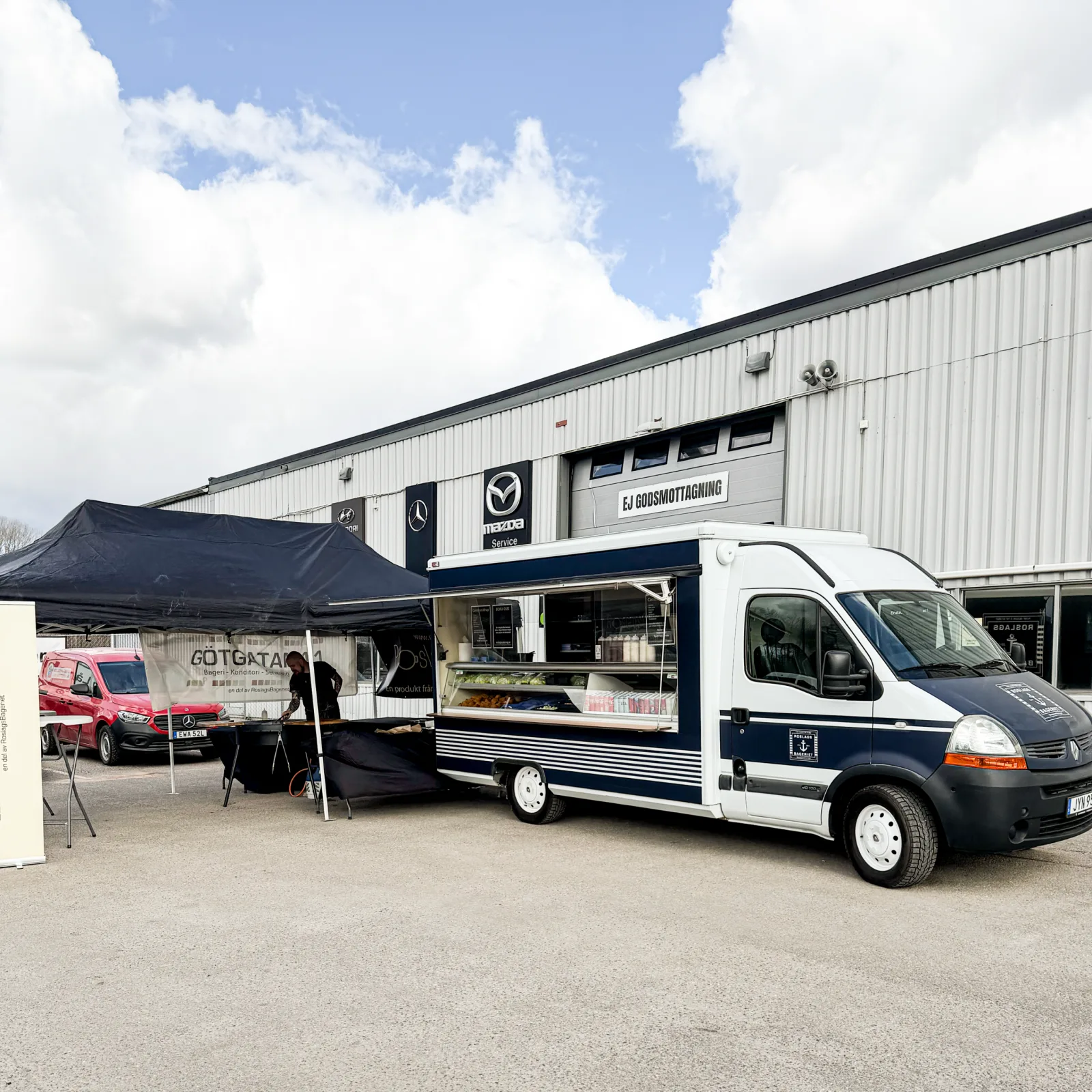 Food trucken på plats — mobil eventcatering